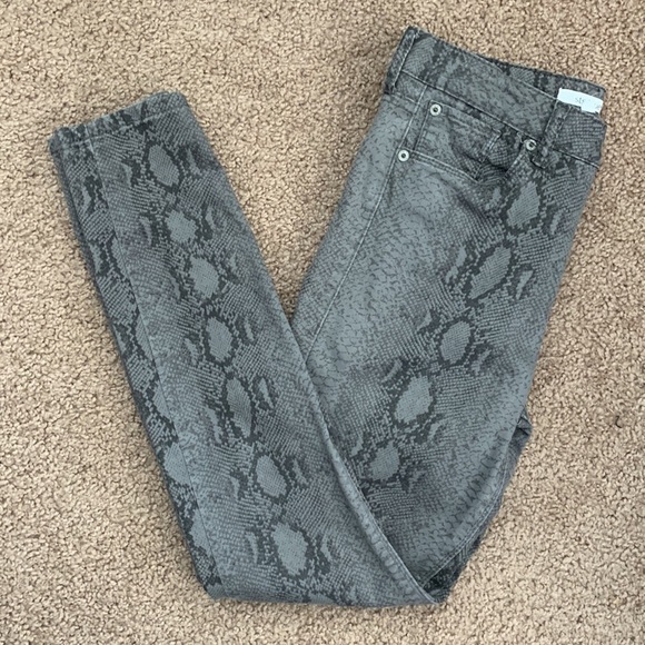 STS blue women’s ellie high rise faux snake skin jeans Size 26 good cond - Picture 2 of 9